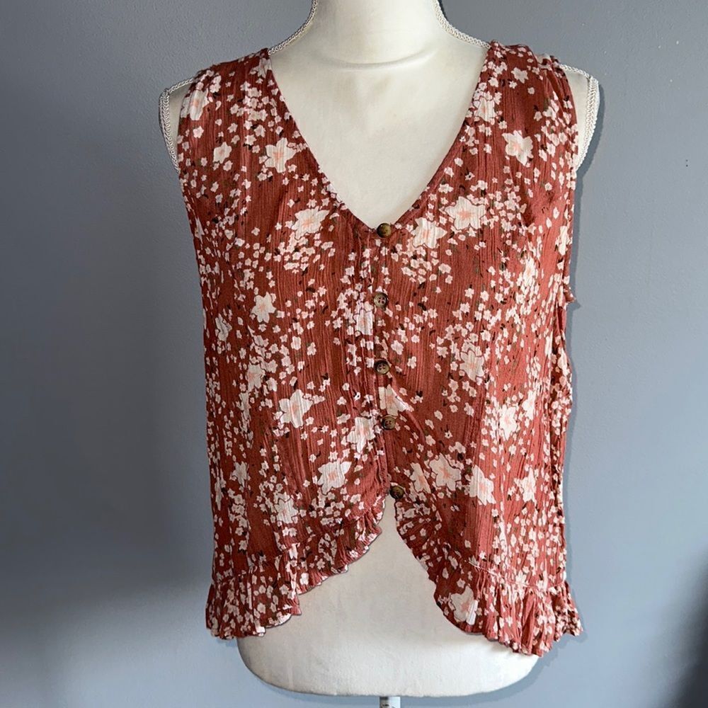 Floral Tank Top! 